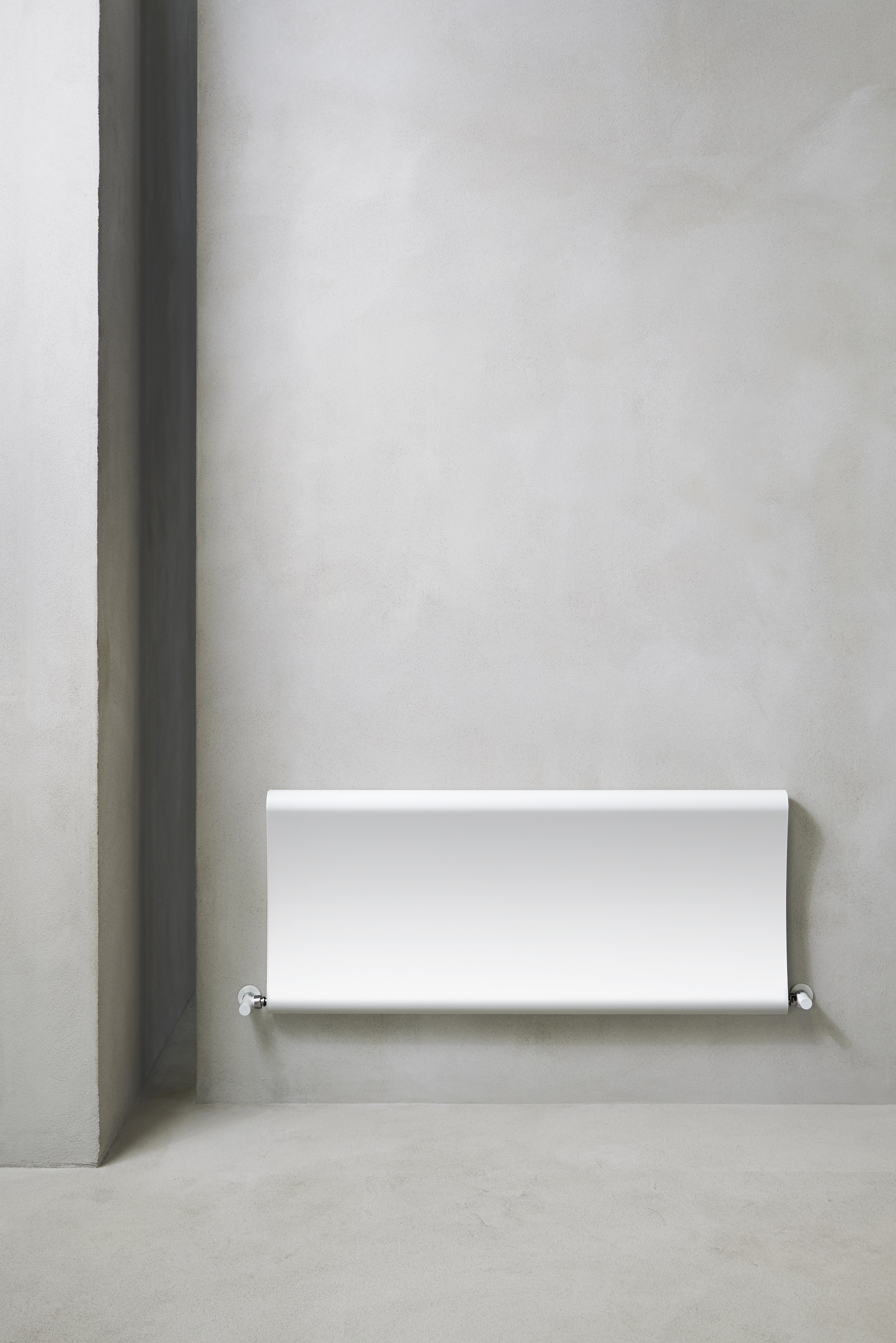 Caleido Bent horizontal, Plattenheizkörper, Heizkörper gebogen, viele Größen und Farben